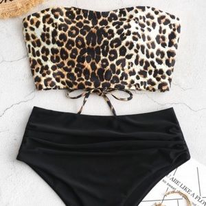 Leopard bikini